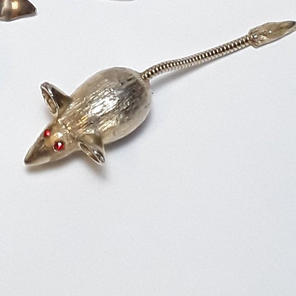 Vintage 60s Assorted Scatter Pins, Locket, Necklace, Mustard Seed, Name pin - Picture 9 of 9